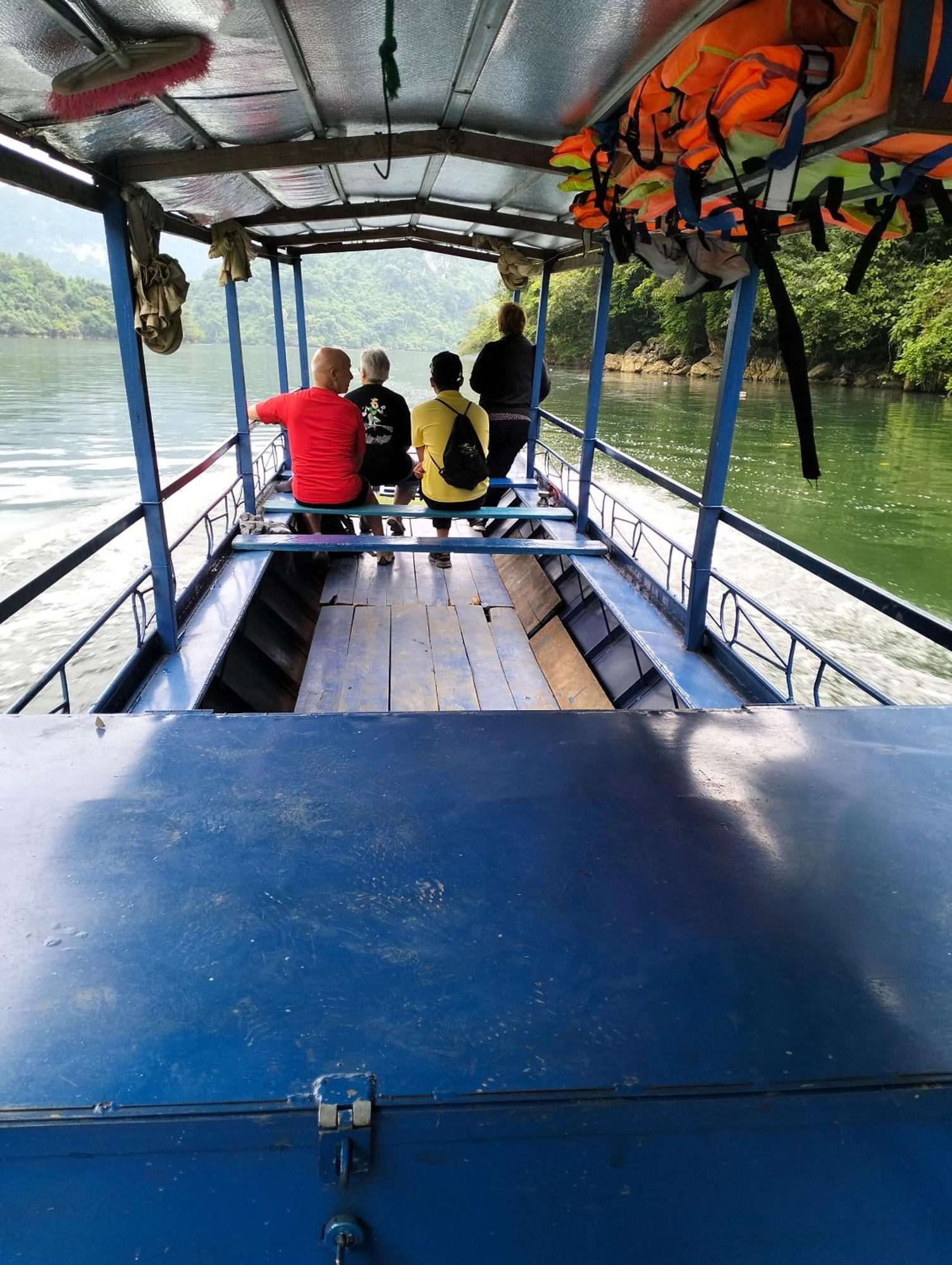 Tran Thuc Homestay-Ba Be Pokoj fotografie